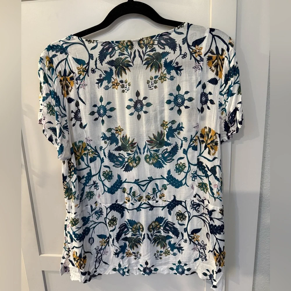 Lucky Brand Floral Print Top - Picture 2 of 5